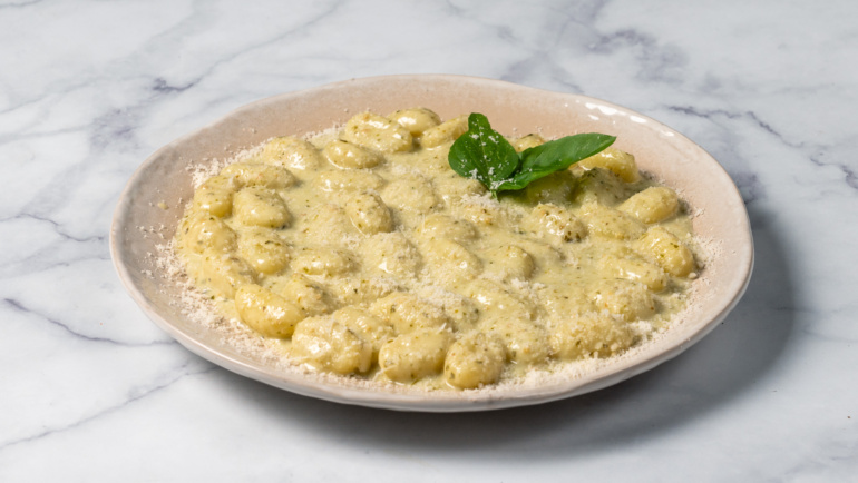 Gnocchi with pesto